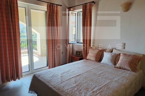 2 bedrooms Villa in Chania, Greece No. 45260 8