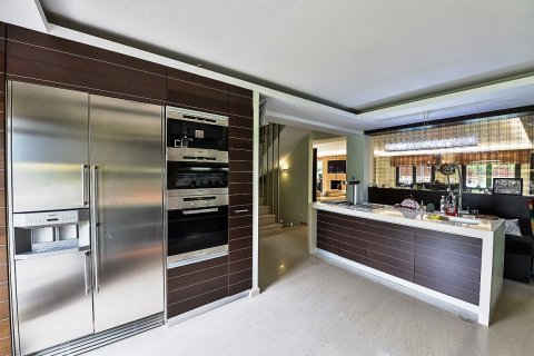 800m² Villa en Pylaia, Greece No. 59374 8