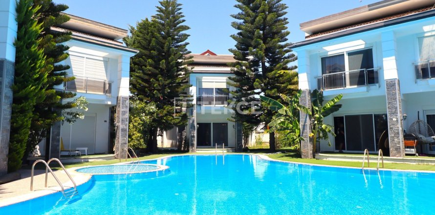 3 bedrooms Villa in Antalya, Turkey No. 98999