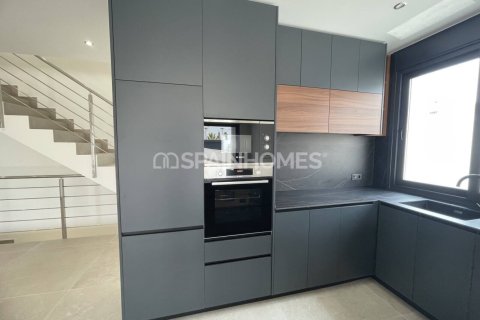 4 bedrooms Villa in My Loc, Vietnam No. 88845 5