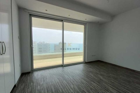 4 bedrooms Apartment in Larnaca, Cyprus No. 102665 13