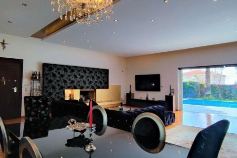 3 bedrooms Villa in Kalyvia Thorikou, Greece No. 54225 2