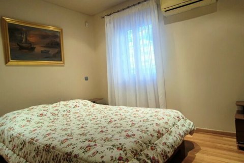 3 bedrooms Villa in Kalyvia Thorikou, Greece No. 54225 17