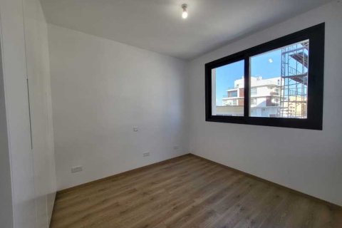 3 bedrooms Apartment in Larnaca, Cyprus No. 43801 5