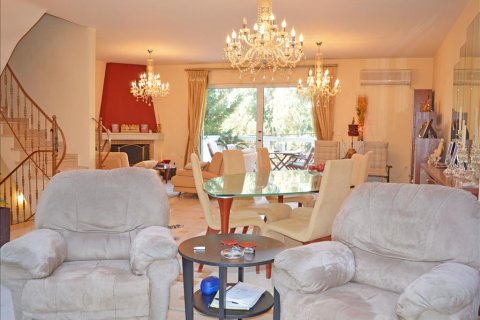 4 bedrooms Maisonette in Voula, Greece No. 59319 1