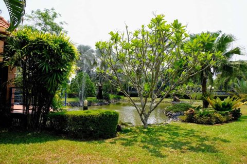 Дом с 4 спальнями в Чиангмай, Таиланд №97935 8