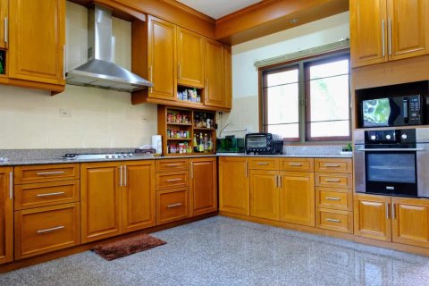 Дом с 4 спальнями в Чиангмай, Таиланд №97935 23