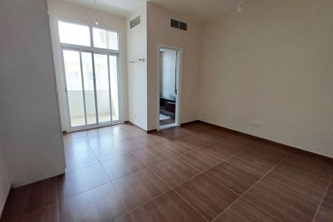 4 dormitorios Townhouse en Al Mearag City, Vietnam No. 6696 6