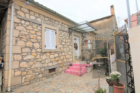 132m² House en Corfu, Greece No. 56331 1