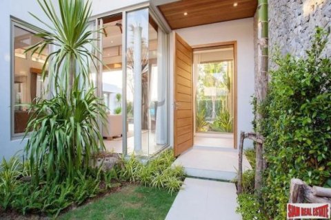3 bedrooms Villa in Phuket, Thailand No. 97019 18