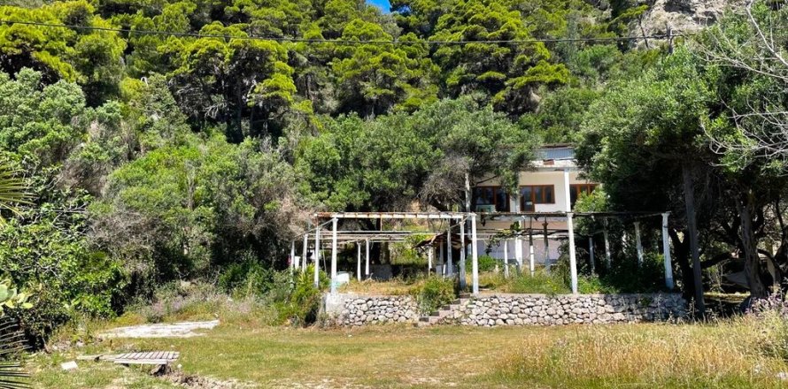 400m² Building in Corfu, Greece No. 56532