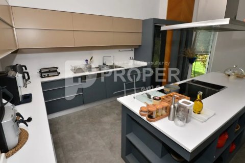 8 rooms Villa in Dao Huu Canh, Vietnam No. 10903 7