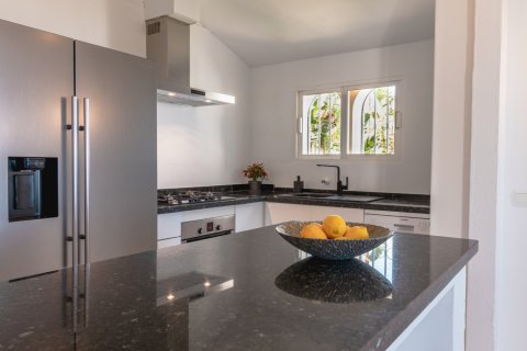 5 bedrooms Villa in Dinh An, Vietnam No. 27285 8