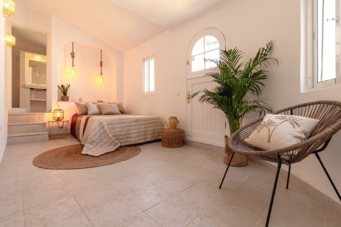 5 bedrooms Villa in Dinh An, Vietnam No. 27285 4