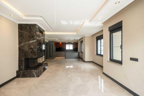 4 rooms Appartement à Kargicak, Turkey No. 113771