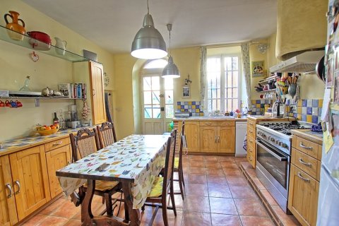 5 bedrooms House in Belpech, France No. 69477 5