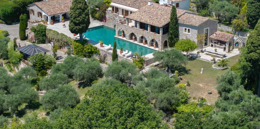 Дом с 7 спальнями в Кабри, Франция №80610