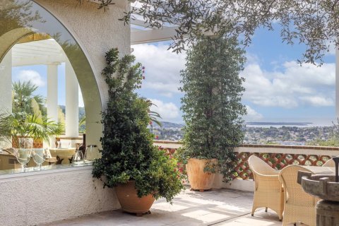 5 bedrooms Villa in Mougins, France No. 68878 3