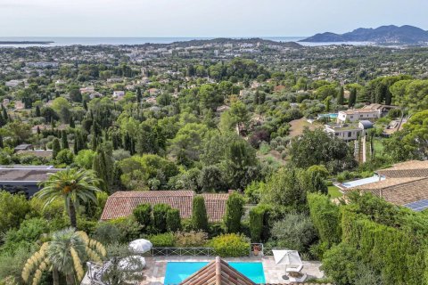 5 bedrooms Villa in Mougins, France No. 68878 2
