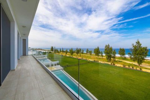 7 dormitorios House en Pernera, Cyprus No. 39480 16