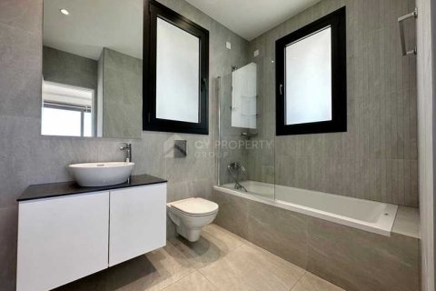 3 bedrooms House in Larnaca, Cyprus No. 29800 13