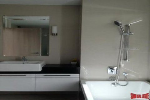2 bedrooms Apartment in Bangkok, Thailand No. 97009 11