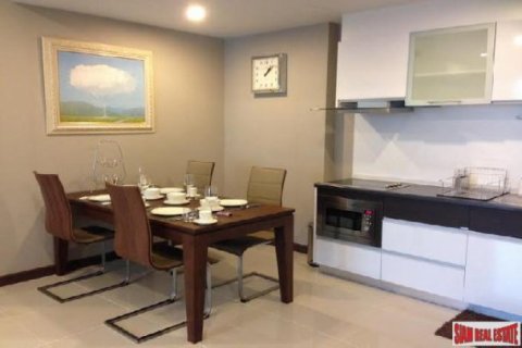 2 bedrooms Apartment in Bangkok, Thailand No. 97009 3