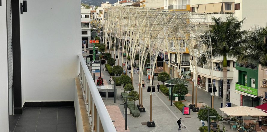 3 dormitorios Apartment en Cortes (San Pedro De Alcantara), Spain No. 83965