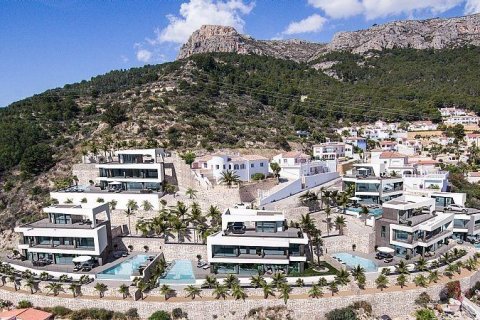 4 bedrooms Villa in Calpe, Spain No. 124589