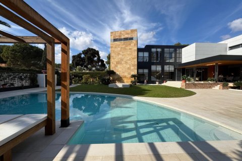 Вилла с 7 спальнями в Tan Thanh, Вьетнам №83862 8