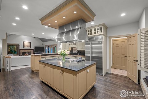 Дом с 5 спальнями в Боулдер , США №75605 10