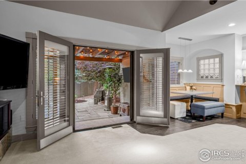 Дом с 5 спальнями в Боулдер , США №75605 28