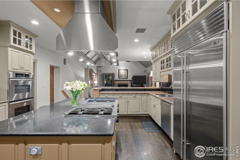 Дом с 5 спальнями в Боулдер , США №75605 9