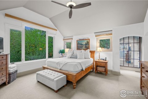 Дом с 5 спальнями в Боулдер , США №75605 15