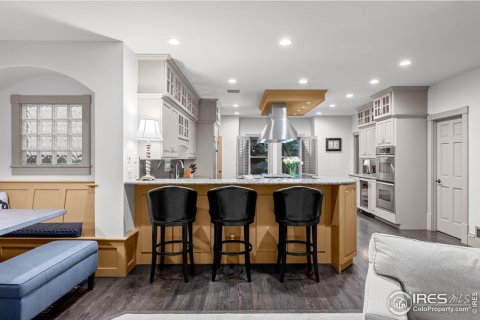 Дом с 5 спальнями в Боулдер , США №75605 12