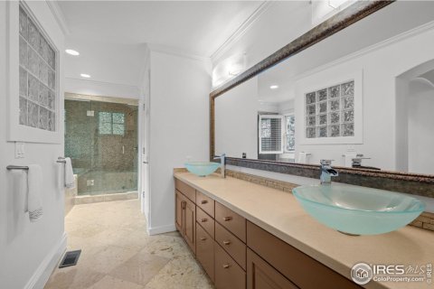 Дом с 5 спальнями в Боулдер , США №75605 20