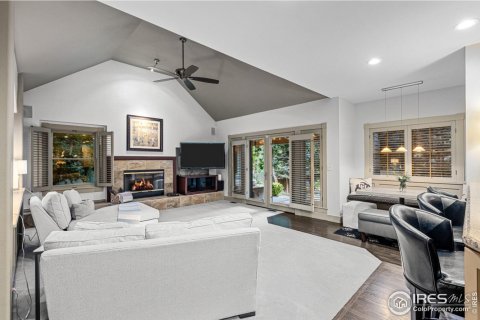 Дом с 5 спальнями в Боулдер , США №75605 14