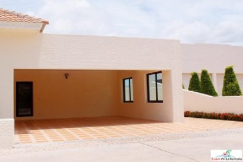 4 bedrooms Villa in Pattaya, Thailand No. 96821 6