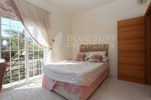 4 bedrooms Villa in Paralimni, Cyprus No. 36587 18