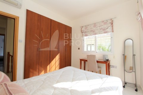 4 bedrooms Villa in Paralimni, Cyprus No. 36587 19