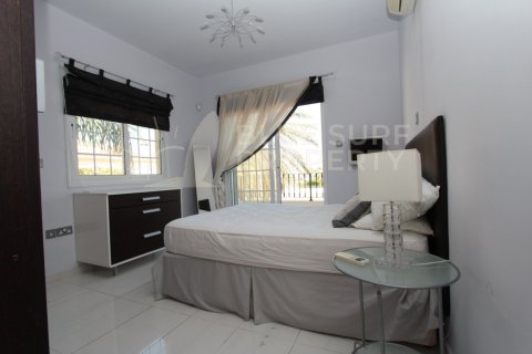 4 bedrooms Villa in Paralimni, Cyprus No. 36587 14