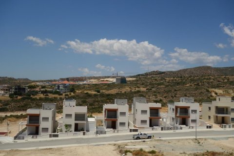 4 bedrooms Villa in Limassol, Cyprus No. 106069 7