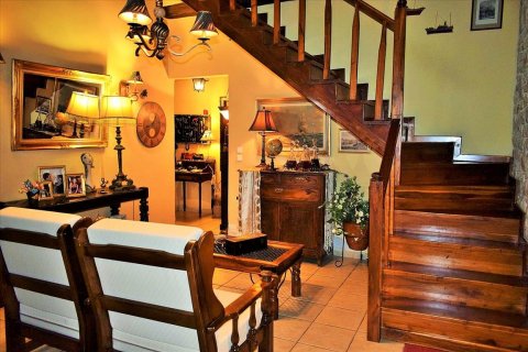 Дом с 5 спальнями в Салоники, Греция №57831 11