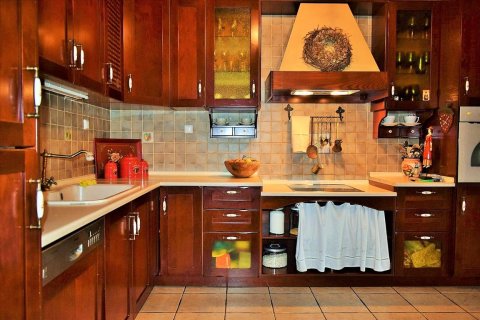 Дом с 5 спальнями в Салоники, Греция №57831 17