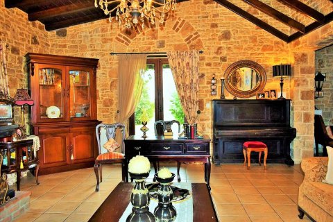 Дом с 5 спальнями в Салоники, Греция №57831 6