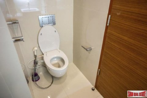 2 bedrooms Apartment in Bangkok, Thailand No. 97043 7