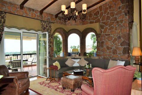 5 rooms Apartment in Panorama, Greece No. 60676 16