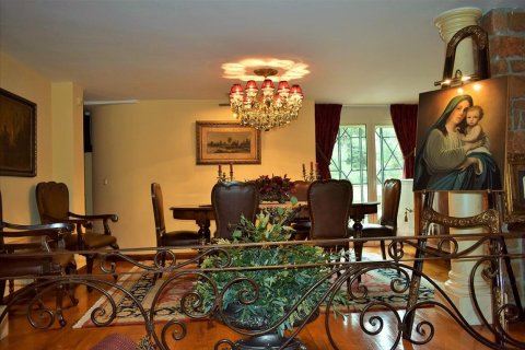 5 rooms Apartment in Panorama, Greece No. 60676 13