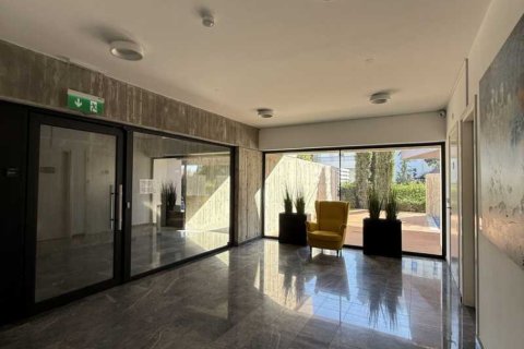 2 bedrooms Apartment in Germasogeia, Cyprus No. 72243 10