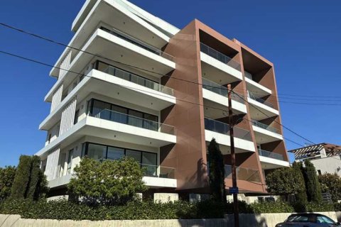 2 bedrooms Apartment in Germasogeia, Cyprus No. 72243 11